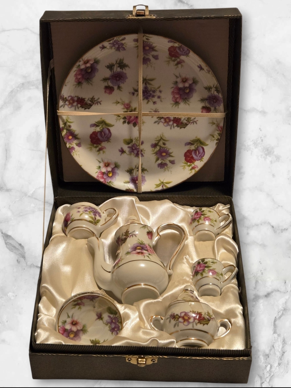 Fine Porcelain Mini Tea Set with Gift Box